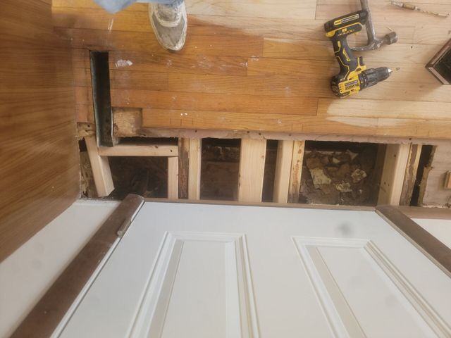 Professional epoxy garage floor installation showcasing quality craftsmanship